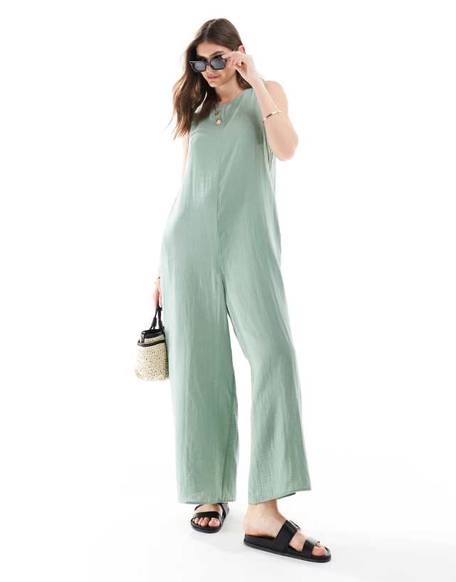 ASOS DESIGN - crew neck culotte romper jumpsuit in khaki