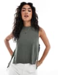 [ASOS DESIGN] ASOS DESIGN crew neck knit tabard singlet with tie sides in olive-Green XS Khaki