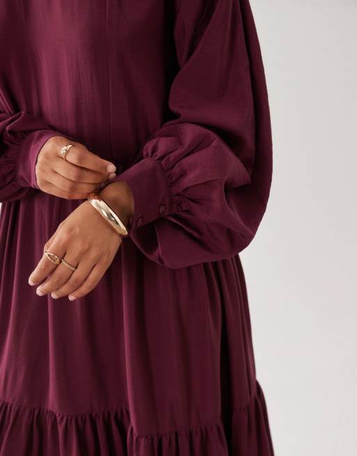 ASOS DESIGN crew neck smock maxi dress in techy fabric in burgundy, 3 of 4