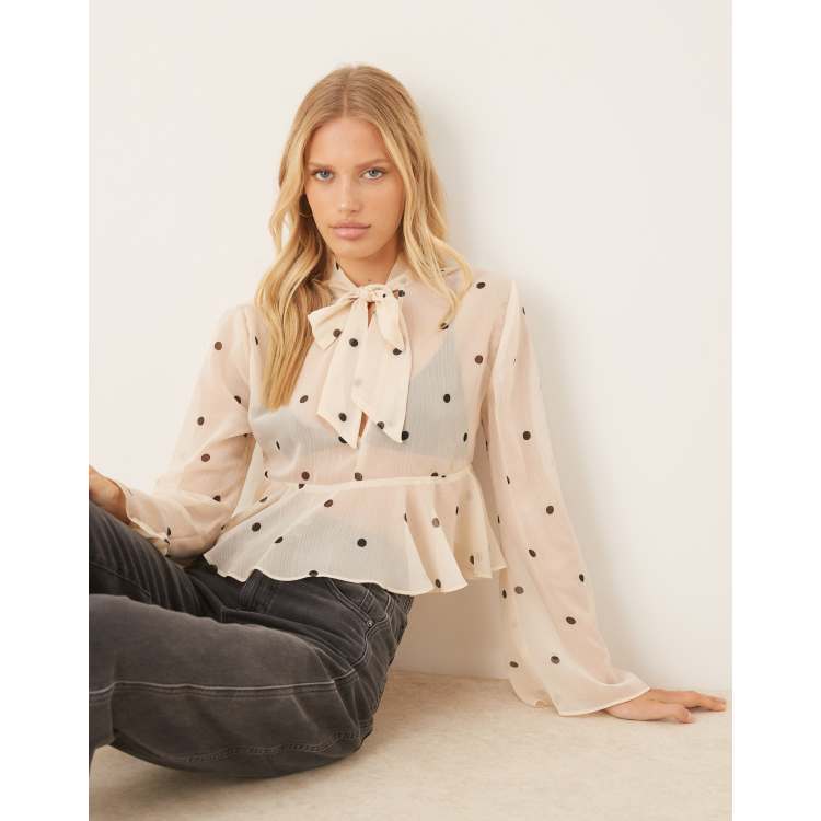 209589885-1-polkadot?$n_750w$&