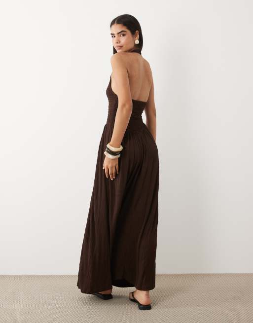 ASOS DESIGN crinkle halternek maxi jurk in donkerbruin, 2 van 4