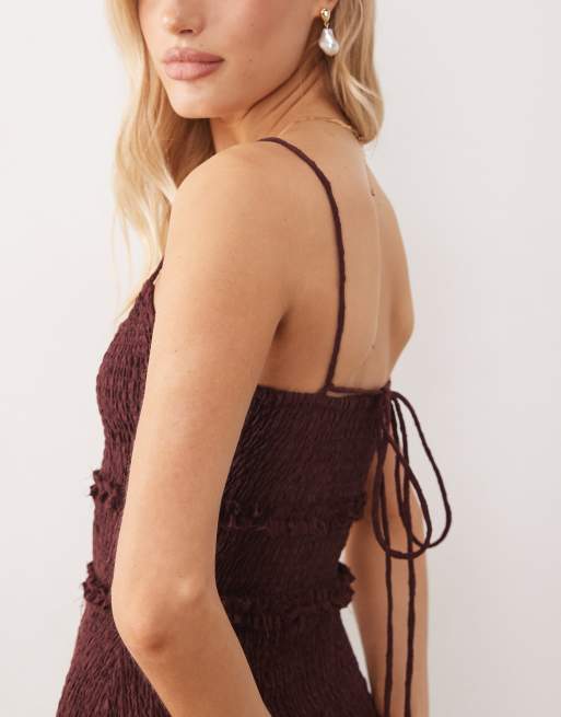 ASOS DESIGN crinkle maxi sundress with shirred dropped waist in warm chocolate , 4 of 4