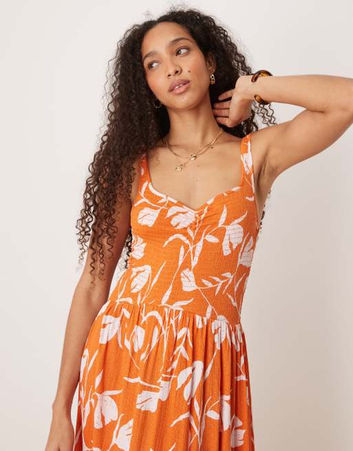ASOS DESIGN – Crinkle-Midikleid in Orange mit weißem Blumenprint und Herzausschnitt, 2 von 4