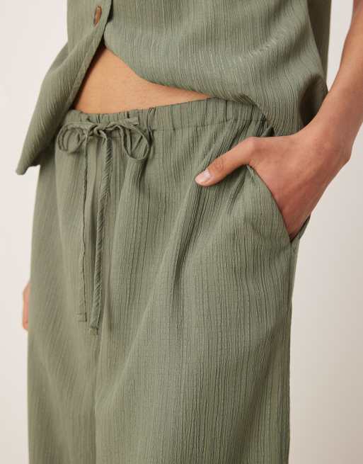 ASOS DESIGN crinkle palazzo pants in olive green - part of a set, 2 of 5