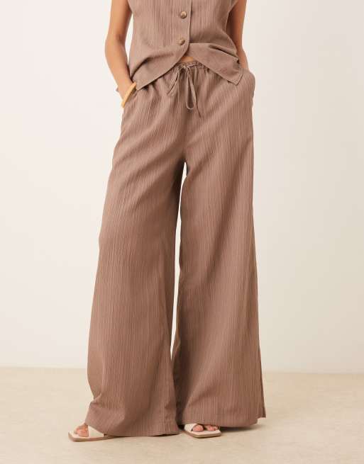 ASOS DESIGN crinkle palazzo pants in taupe - part of a set, 4 of 5