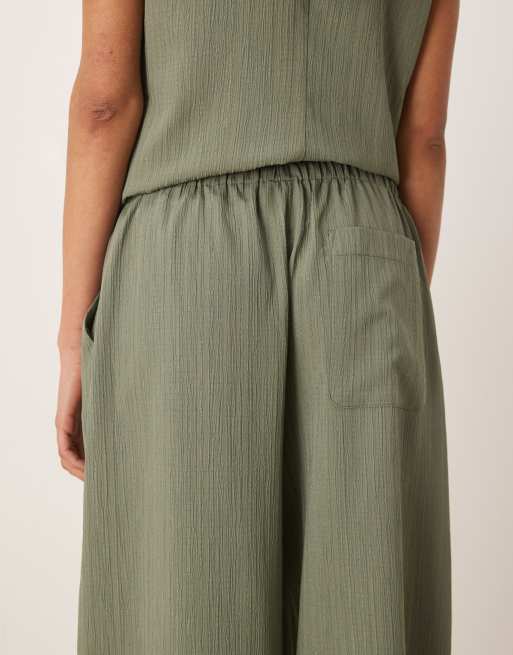 ASOS DESIGN crinkle palazzo trousers co-ord in olive, 4 of 5