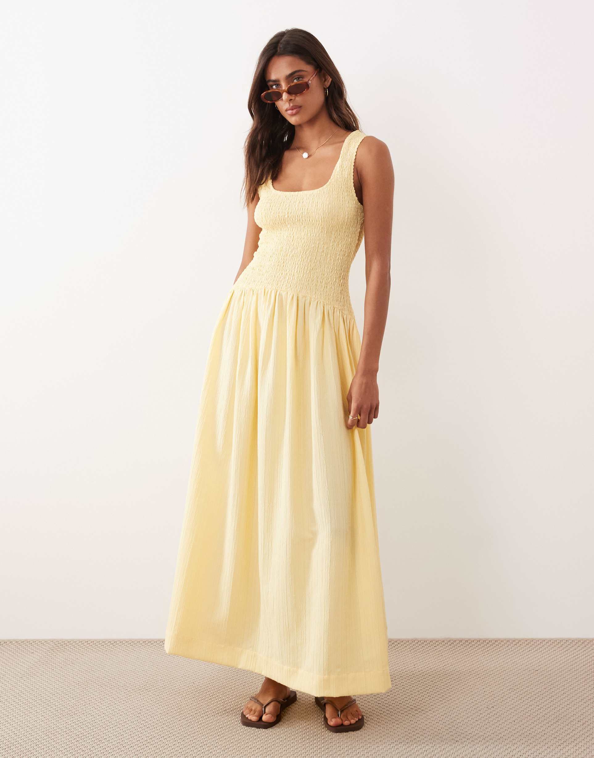 asos design crinkle scoop neck maxi sundress with shirred waist in lemon