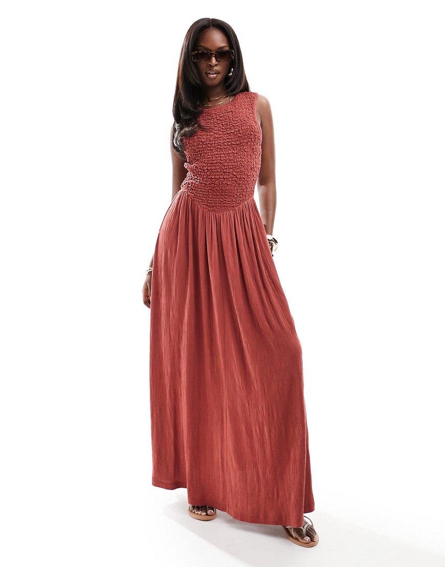 Asos Design Crinkle Shirred Bodice Maxi Dress With Open Back In Rust-brown In Red