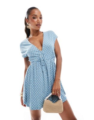 crinkle short sleeve v neck tie front mini tea dress in blue polka dot-Multi