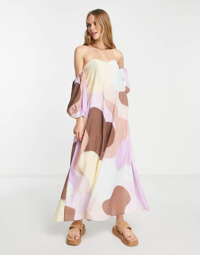 ASOS DESIGN crinkle trapeze maxi dress with sleeve in abstract print