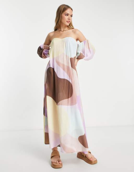 ASOS DESIGN crinkle trapeze maxi dress with sleeve in abstract print