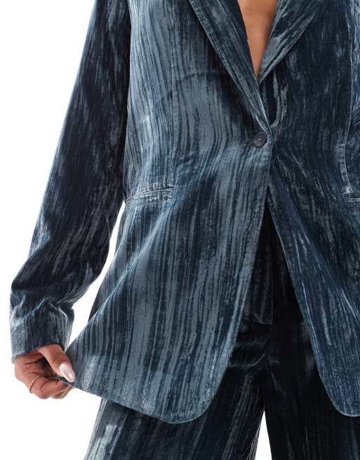 ASOS DESIGN crinkle velvet blazer in blue (part of a set), 3 of 4
