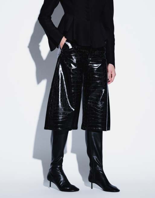 ASOS DESIGN croc-coated jort i svart, 5 av 5