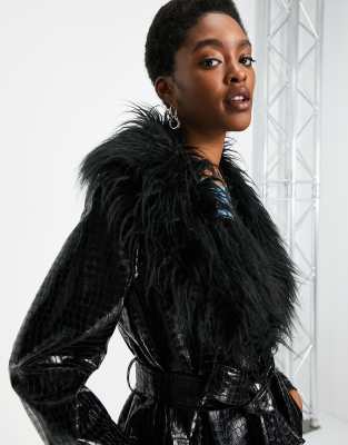 belted coat fur collar