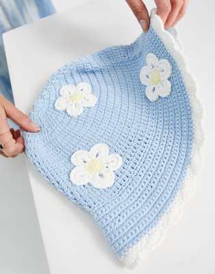 SONIC BLUR CROCHET BUCKET HAT (WHITE/BLUE) – Hypland