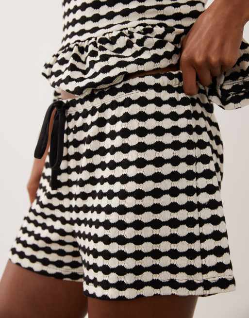 ASOS DESIGN crochet jersey short co-ord in mono gingham, 4 of 5