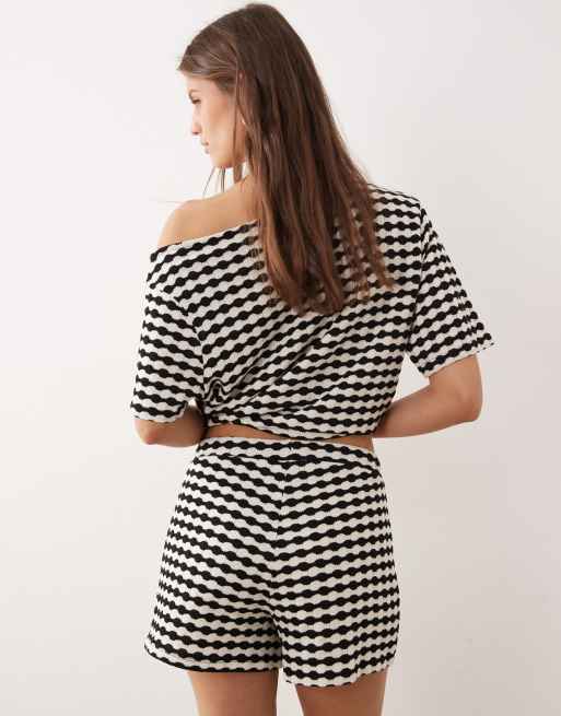 ASOS DESIGN crochet jersey shorts in mono check (part of a set) , 5 of 5