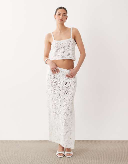 ASOS DESIGN crochet premium bralet in cream (part of a set), 2 of 4