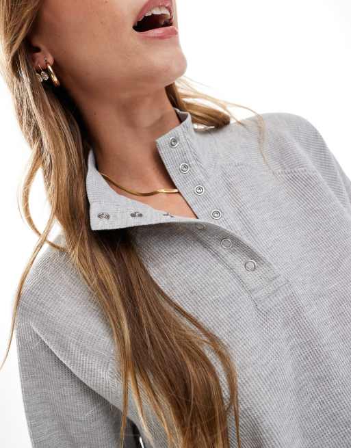 ASOS DESIGN crop boxy long sleeve henley in waffle grey marl, 2 of 4