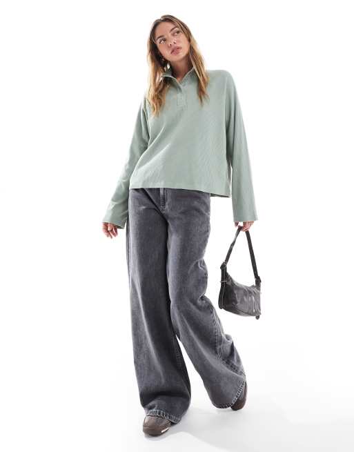 ASOS DESIGN crop boxy long sleeve henley t-shirt in waffle sage, 2 of 4