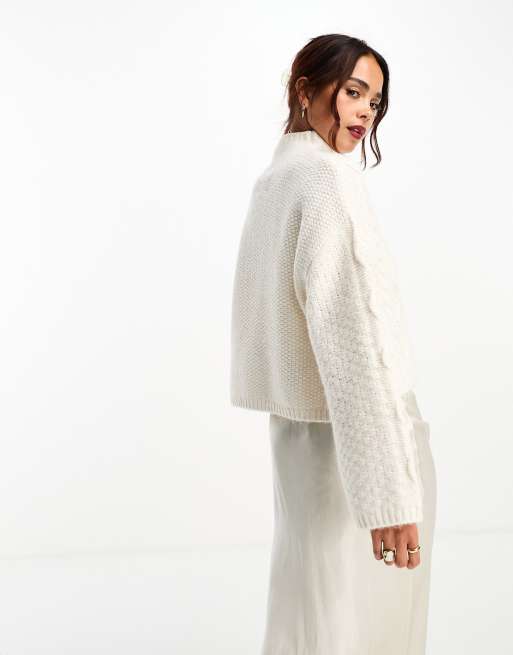 ASOS DESIGN crop cable sweater in cream, 4 of 4