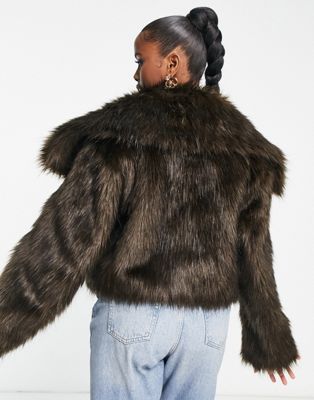 Rounded Sleeve Cropped Faux Fur Jacket Brown