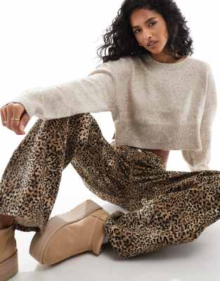 crop crew neck sweater with split hemline in oatmeal-Neutral