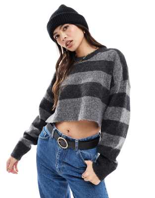 crop crew neck sweater with split hemline in stripe-Multi