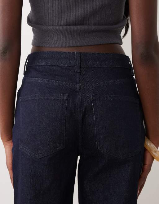 ASOS DESIGN crop jeans with turn up hem in midwash, 4 of 5