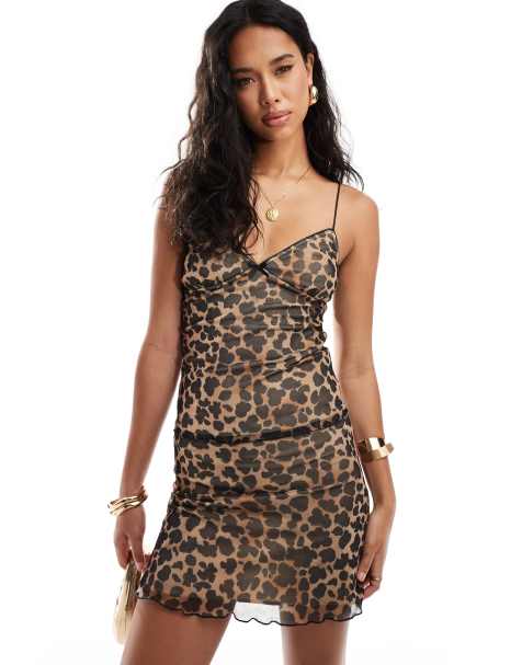 ASOS DESIGN - Crop top con bustino con coppe e spalline sottili con stampa animalier in coordinato - view 1