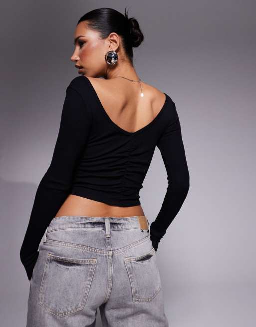 ASOS DESIGN - Crop top froncé avec encolure en V à l'avant et à l'arrière - Noir, 3 de 4