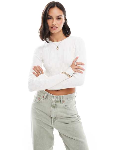ASOS DESIGN - Crop top girocollo a maniche lunghe in maglia bianca - view 1