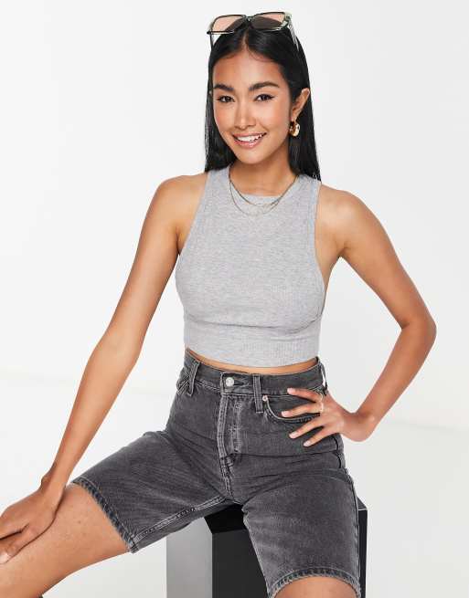 ASOS DESIGN - Crop top grigio mélange a coste con scollo a vogatore e dettaglio cuciture