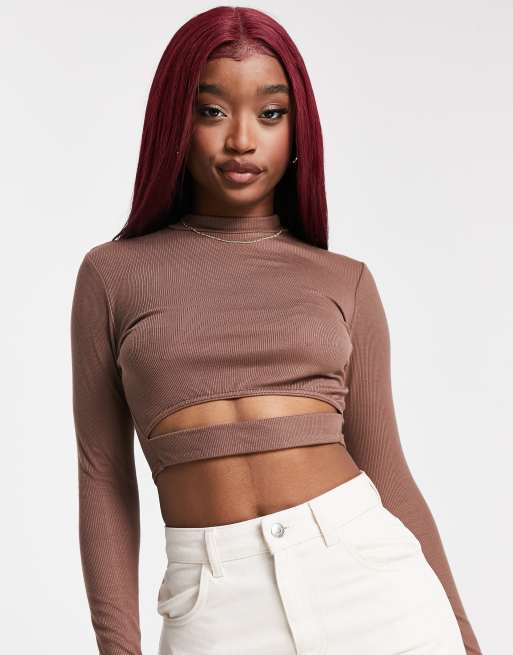 ASOS DESIGN - Crop top met lange mouwen en uitsnijding onder de buste in bruin