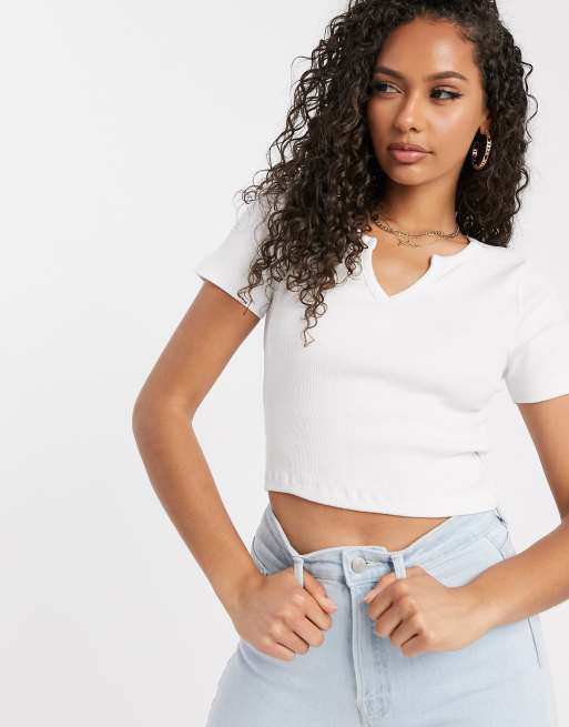ASOS DESIGN - Crop top slim a coste con intaglio sullo scollo bianco