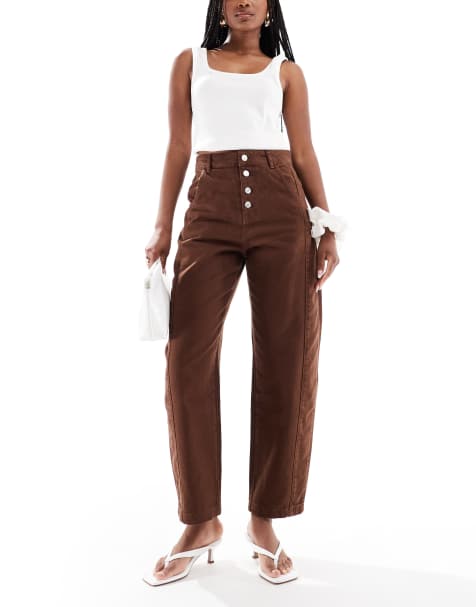 ASOS DESIGN – Cropped Barrel-Jeans in Braun mit Knopfverschluss - view 1