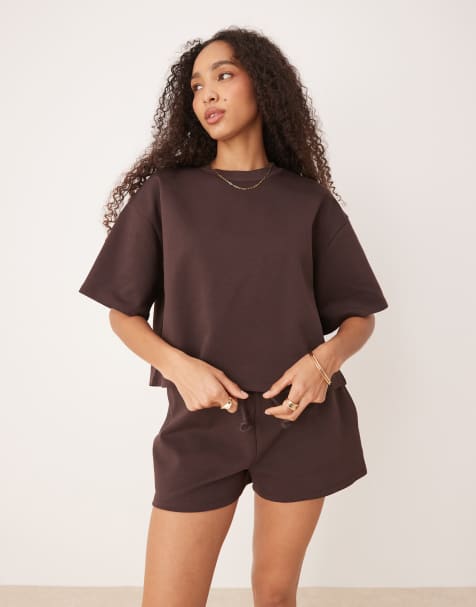 ASOS DESIGN - Cropped chokoladebrun T-shirt med firkantet pasform og interlock-syninger - Del af sæt - view 1