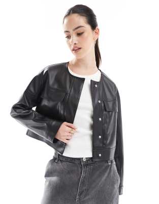 cropped collarless leather look jacket in black