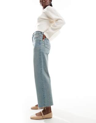 cropped comfort stretch straight leg jeans in vintage wash-Blue