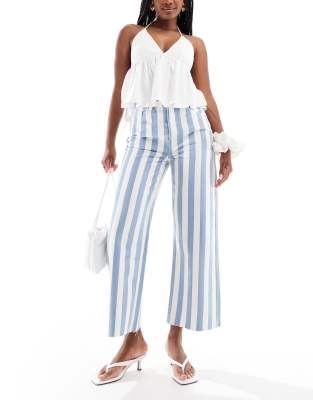 ASOS DESIGN - Cropped Dad-Jeans mit blau-weißen Liegestuhl-Streifen und weitem Bein-Bunt