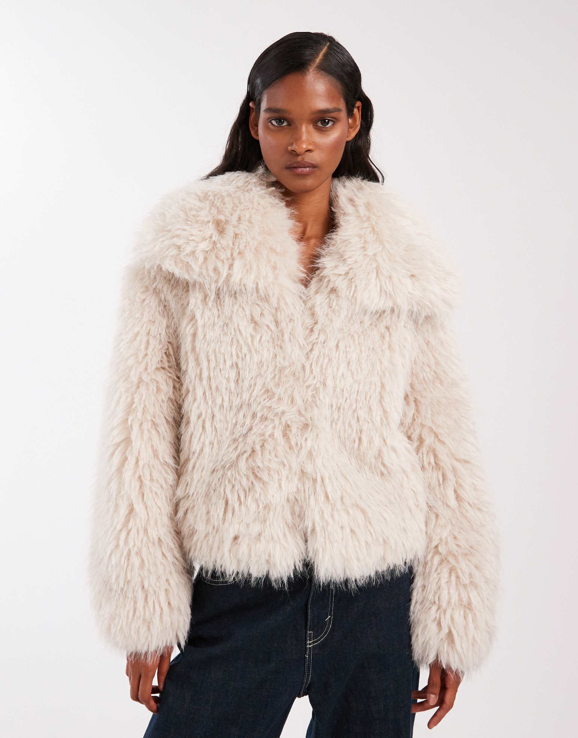 asos design cropped faux fur jacket in cream