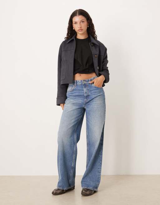 ASOS DESIGN - Cropped getailleerd T-shirt in zwart, 2 van 4
