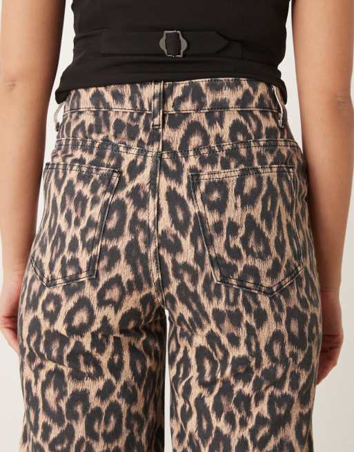 ASOS DESIGN - Cropped jeans met wijde pijpen in donkere luipaardprint, 4 van 5