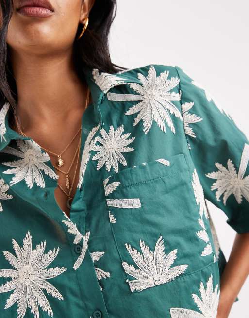 ASOS DESIGN - Cropped overhemd met borduursel in groen, deel van co-ord set, 2 van 4
