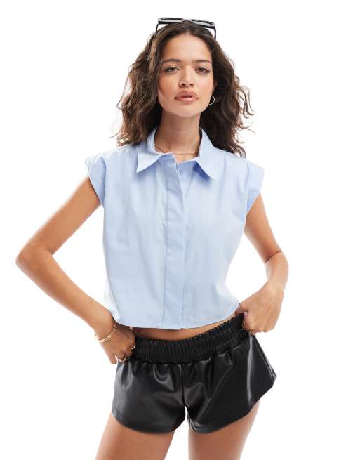 ASOS DESIGN - Cropped overhemd met schoudervullingen in lichtblauw