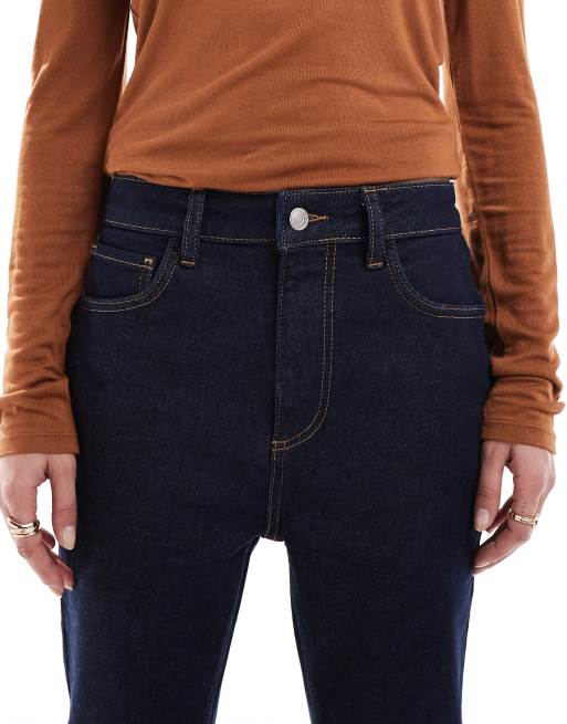ASOS DESIGN – Cropped-Schlagjeans in Indigoblau mit ausgefranstem Saum, 5 von 5