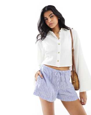 FhyzicsShops DESIGN cropped shirt in cheesecloth in white