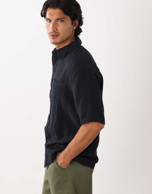 ASOS DESIGN - Cropped sort skjorte i ostelærred, 4 af 5