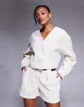 [ASOS DESIGN] ASOS DESIGN cropped textured blazer in cream (part of a set)-Neutral L cream