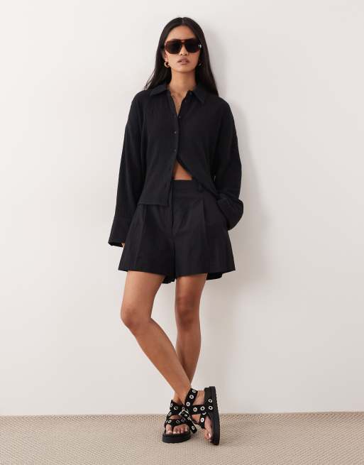 ASOS DESIGN cropped textured cotton shirt in black, 2 of 4